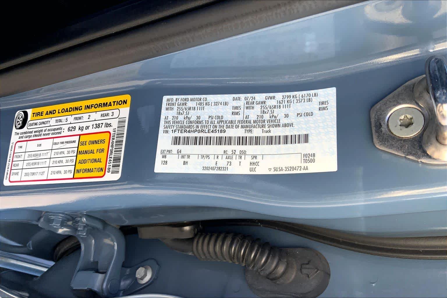 Used 2024 Azure Gray Metallic Ford XLT image 33