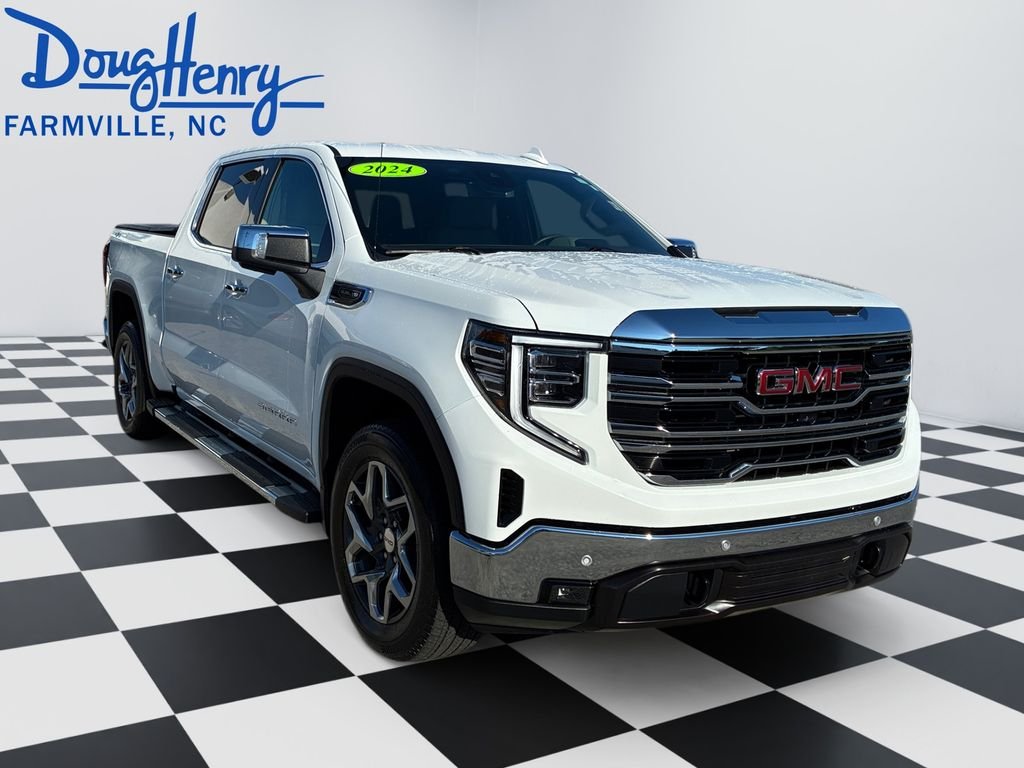Used 2024 White GMC SLT image 7