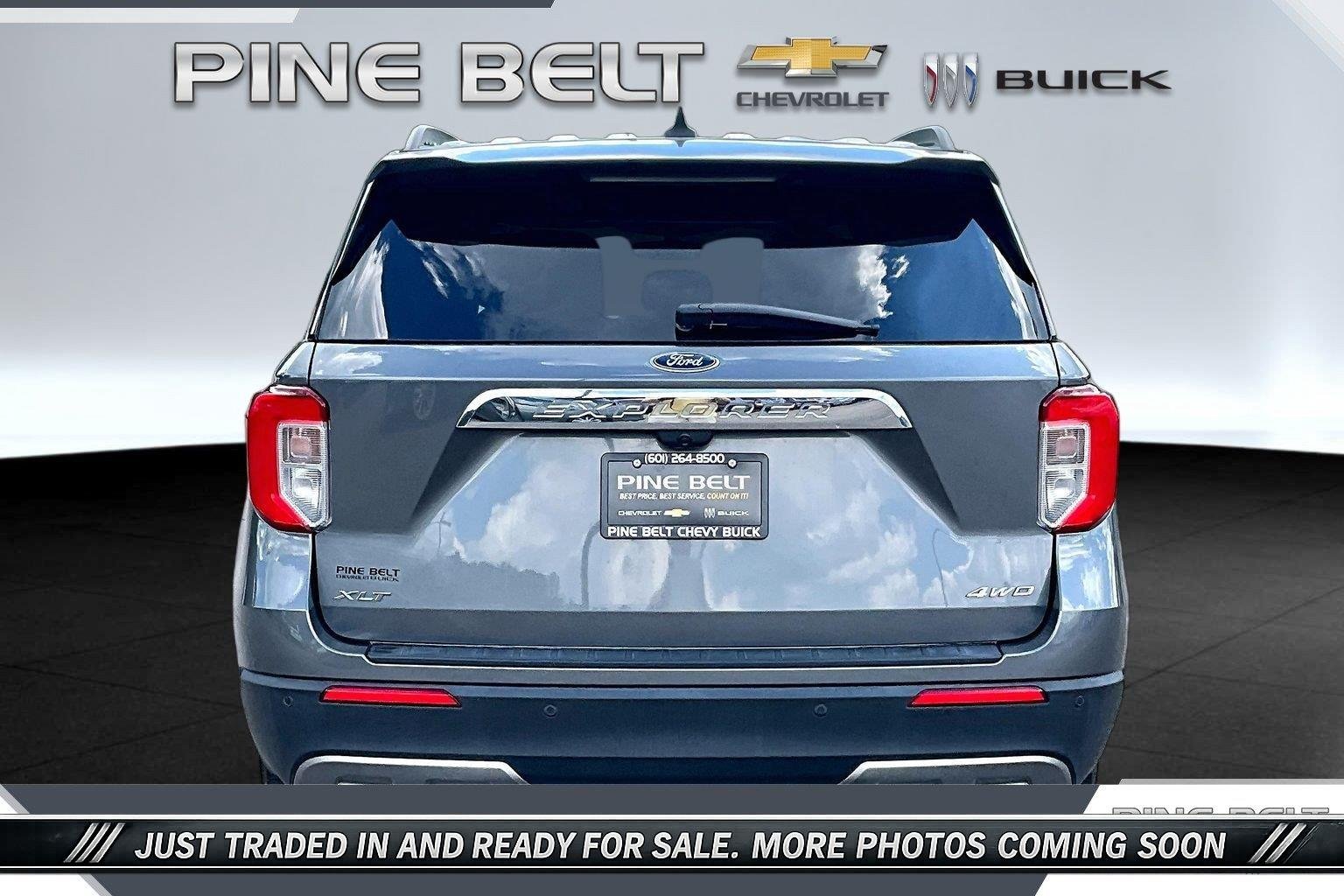 Used 2023 Gray Ford XLT image 4