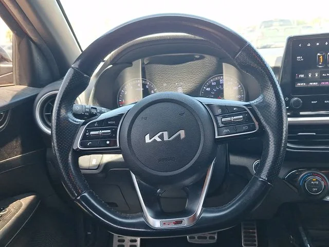 Used 2022 Red Kia GT-Line image 10
