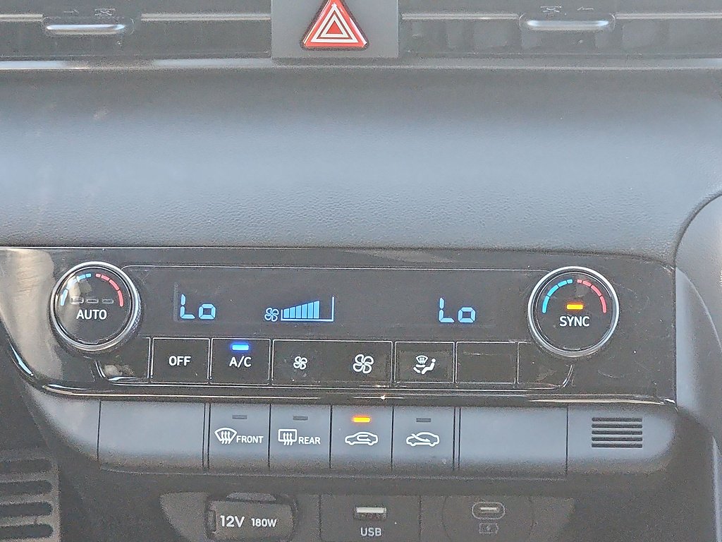 Used 2025 Fluid Metal Metallic Hyundai SEL Sport image 22