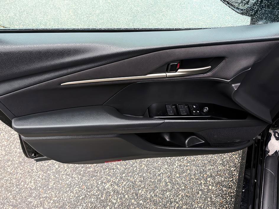 Used 2025 Midnight Black Metallic Toyota LE image 16