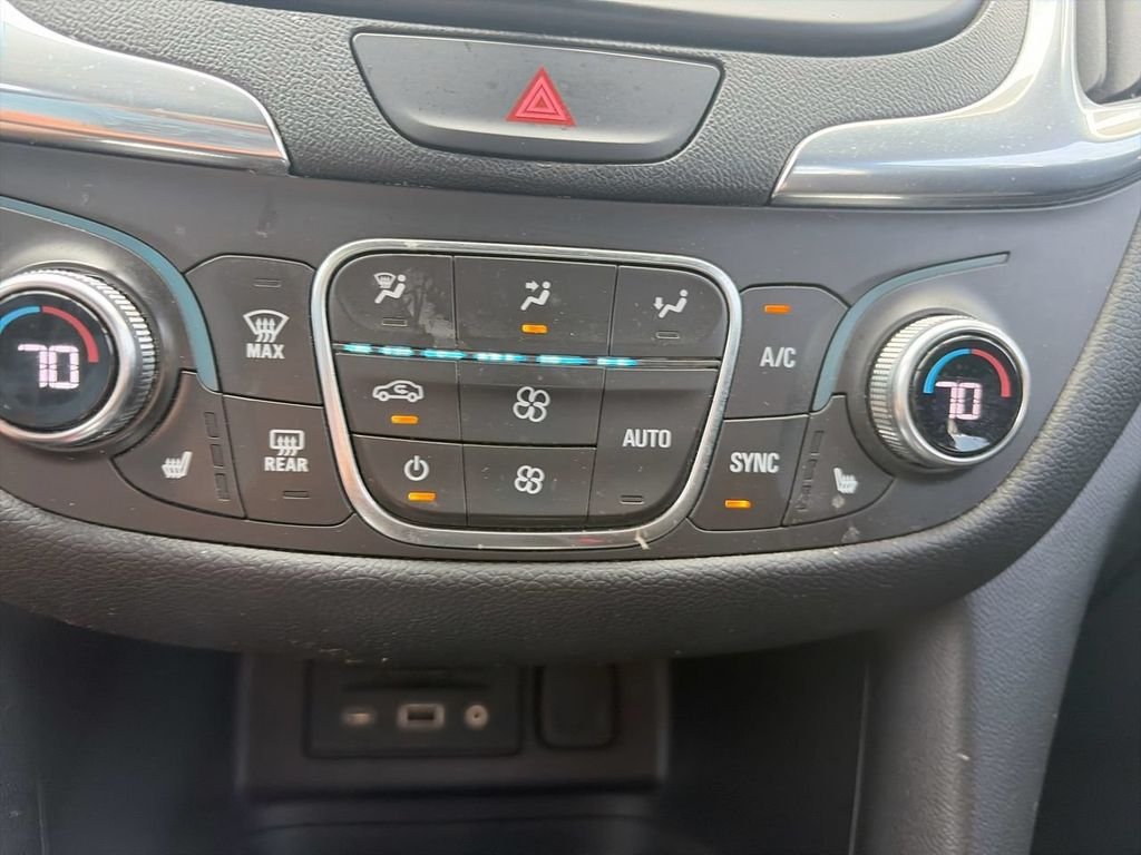 Used 2019 Silver Chevrolet LT image 21