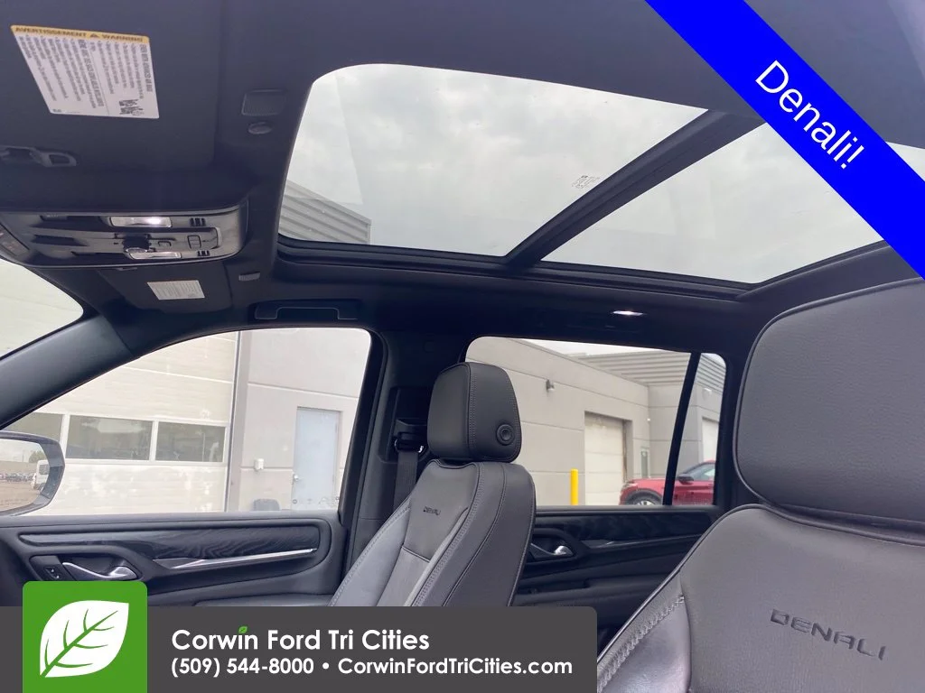 Used 2021 White Frost Tri-Coat GMC Denali image 7