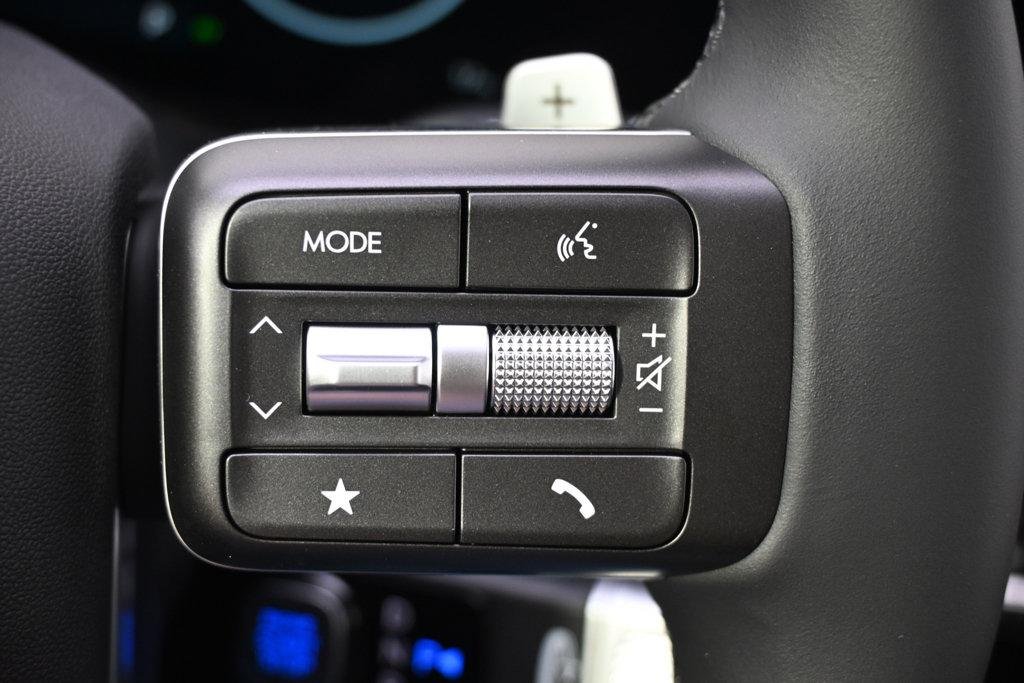 New 2026 White Pearl Hyundai SEL 8P image 34