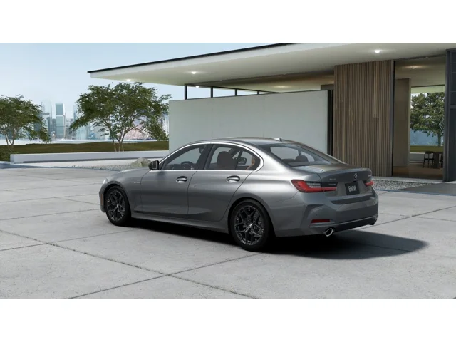 New 2026 Skyscraper Grey Metallic BMW  image 2