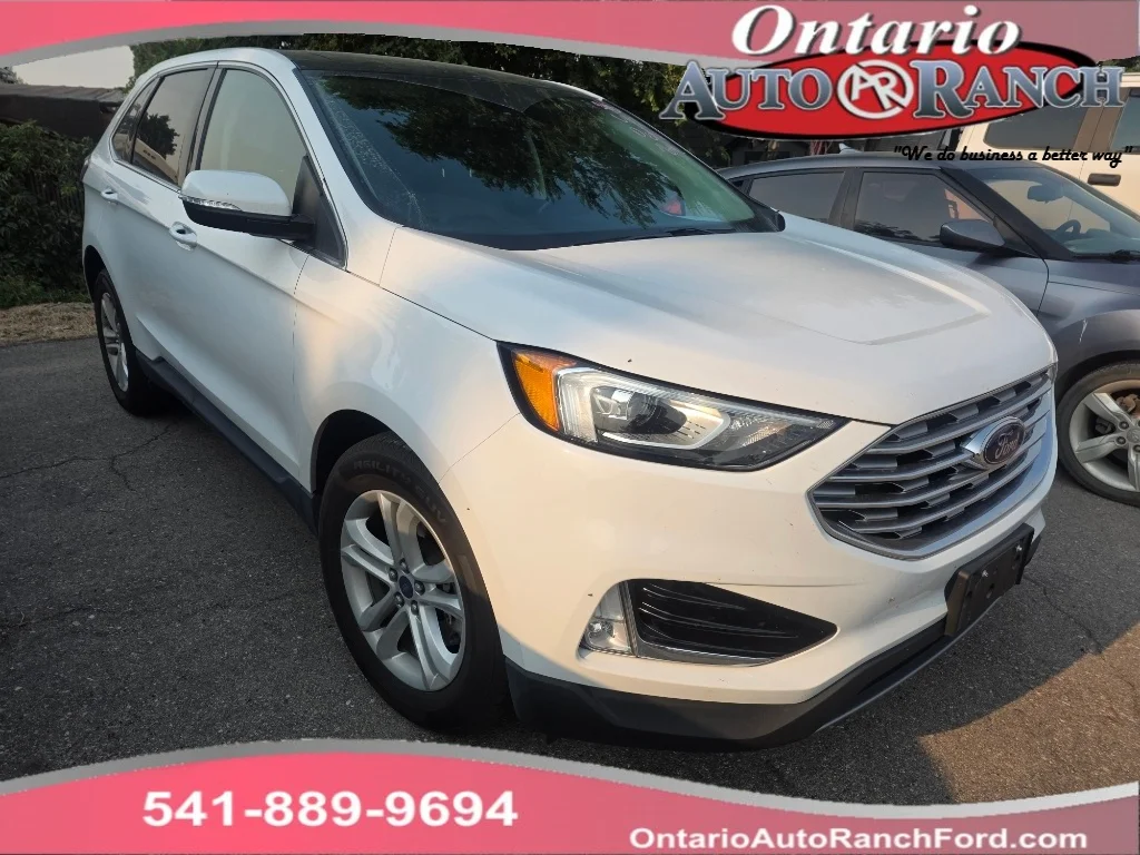 Used 2019 Oxford White Ford SEL image 1