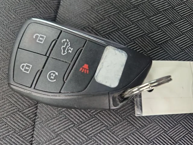 Used 2023 GLACIER BLUE METALLIC Chevrolet LT image 28