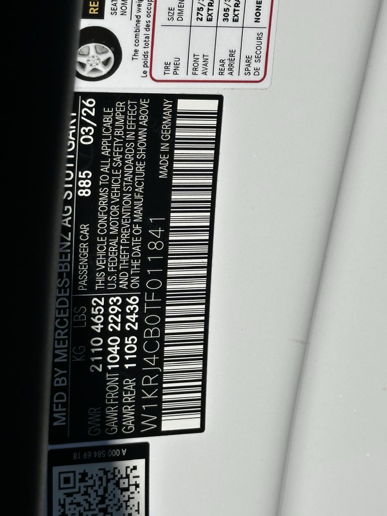 New 2026 MANUFAKTUR Moonlight White Metallic Mercedes-Benz AMG® GT 43 image 62