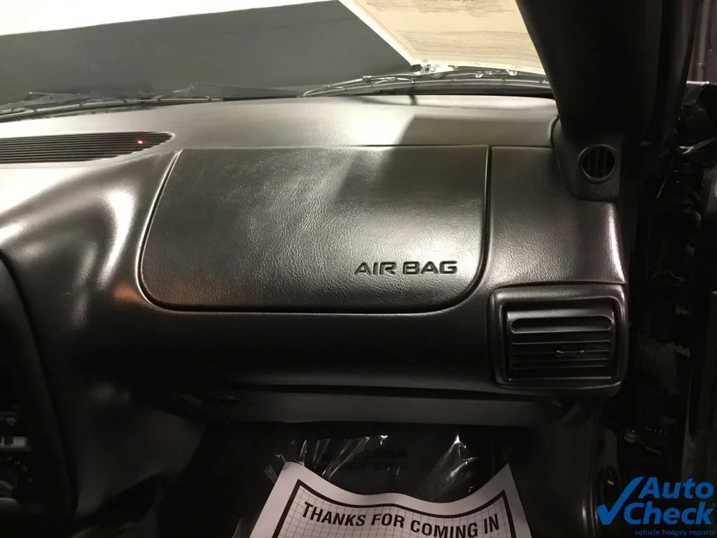 Used 2000 Black Chevrolet Z28 image 40