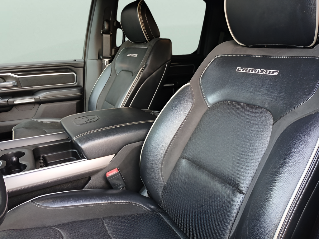 Used 2022 Black Ram Laramie image 25