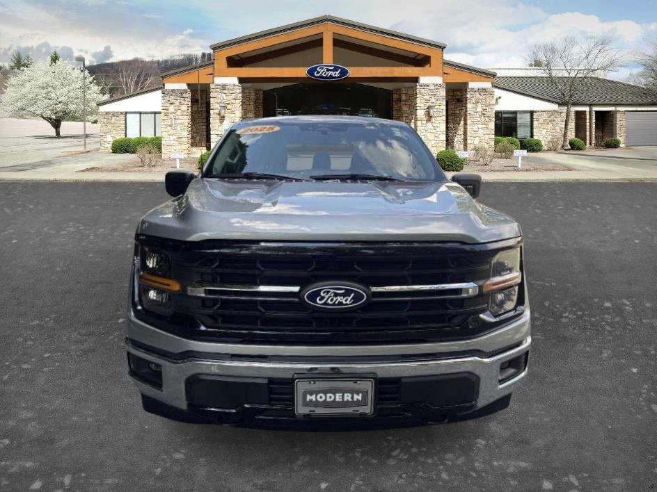 Used 2025 Iconic Silver Metallic Ford XLT image 2