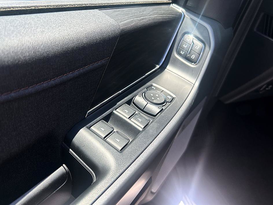 New 2026 Oxford White Ford Lariat® image 10