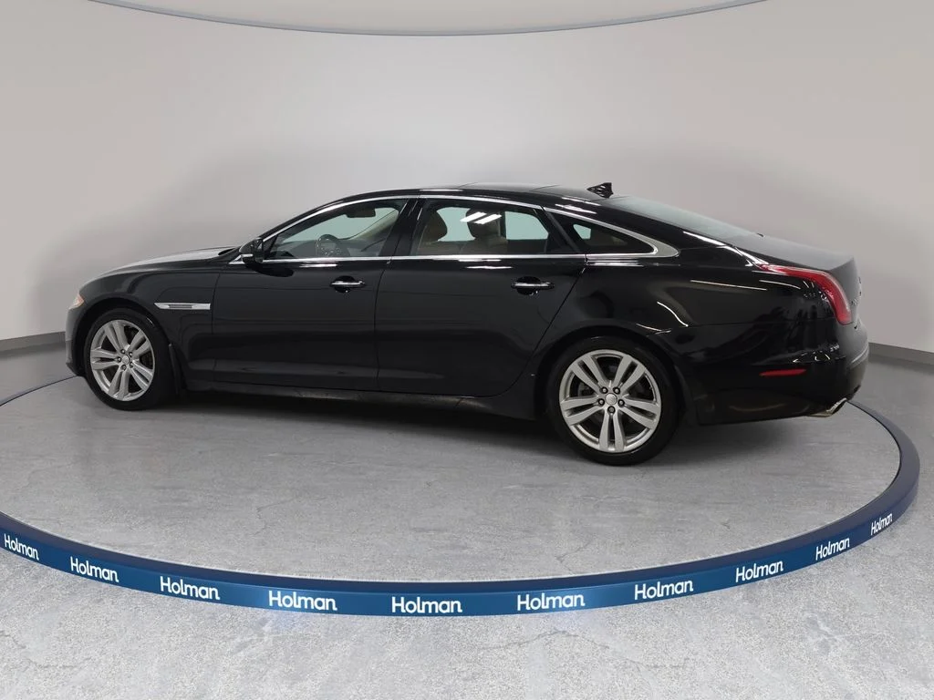 Used 2014 Ebony Jaguar XJL Portfolio image 9
