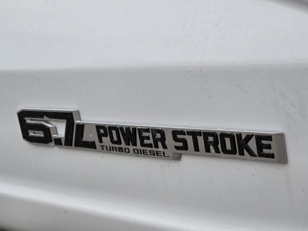 New 2026 Oxford White Ford XL image 29