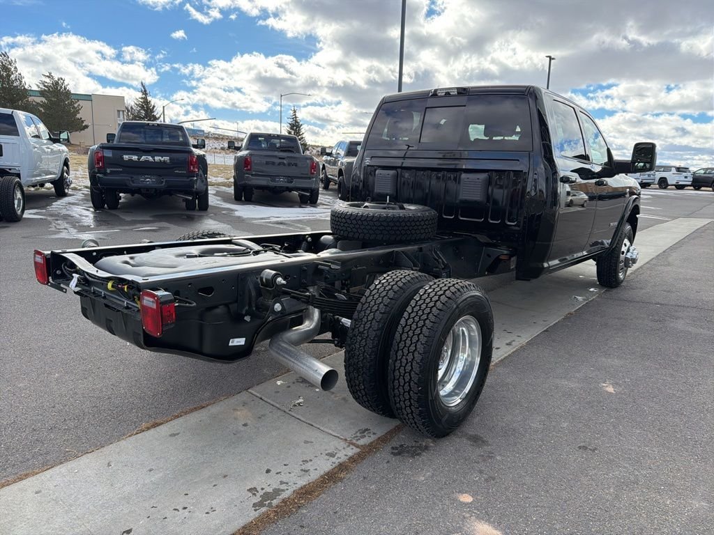 2026 RAM 3500 Chassis Big Horn - Photo 8