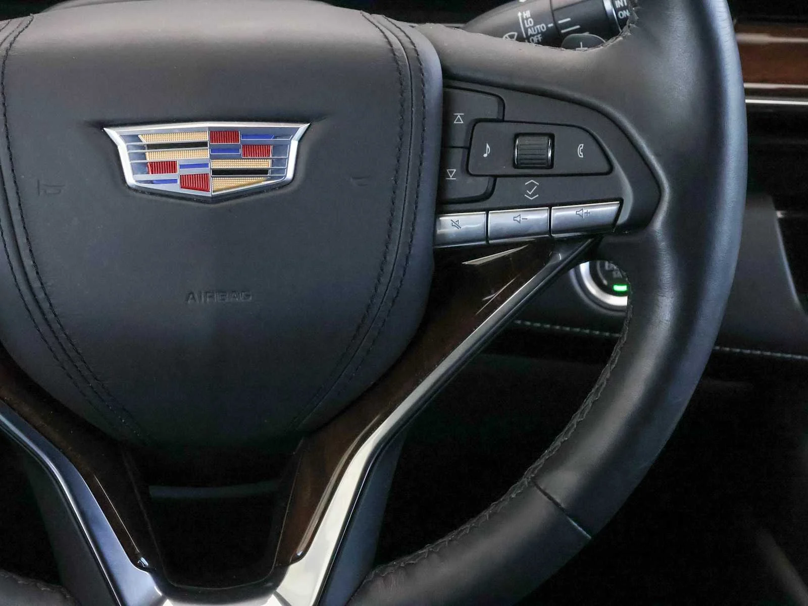 2023 Cadillac Escalade Premium Luxury Platinum - Photo 20
