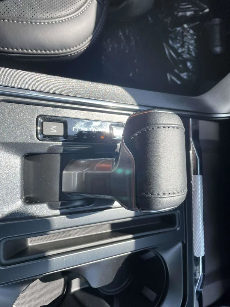 New 2026 White Ford Platinum image 17