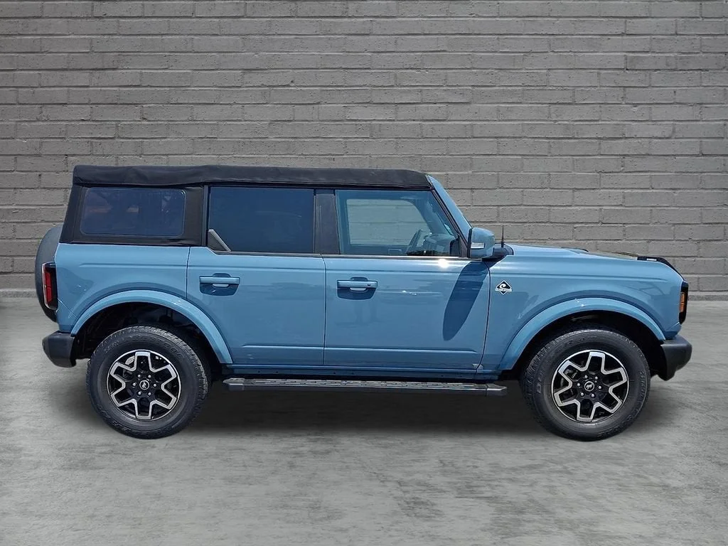 Used 2022 Green Ford Outer Banks image 42