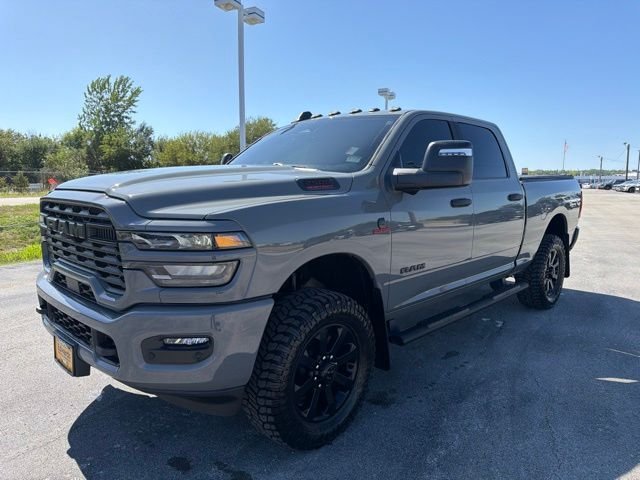 Used 2026 White Ram Big Horn image 3