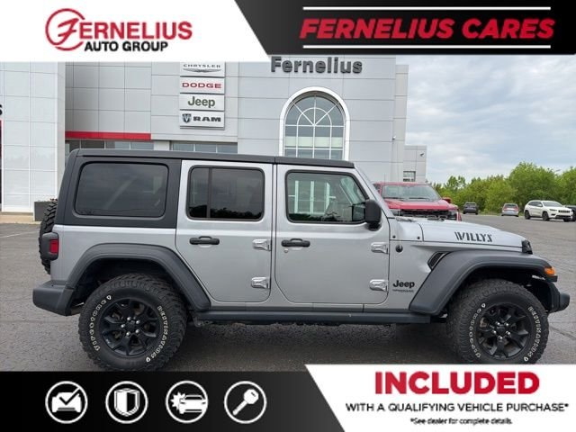 Used 2020 Silver Jeep Unlimited Willys image 6