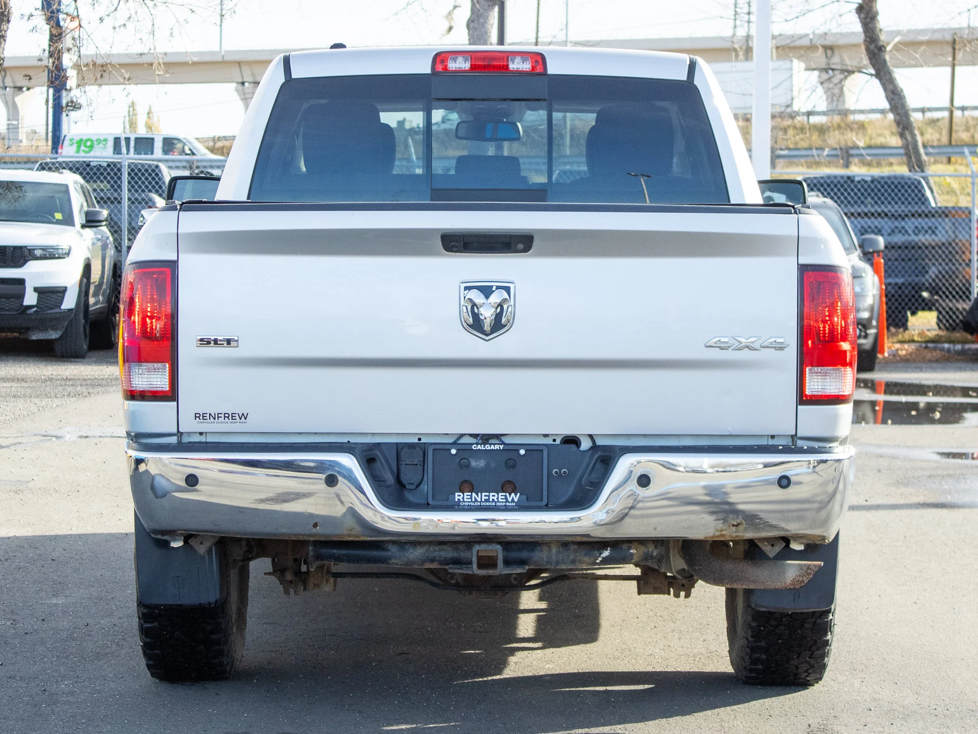 Used 2013 Silver RAM SLT* Crew Cab 4x4, 3.6L V6, Tonneau Cover, A/T Tires image 13