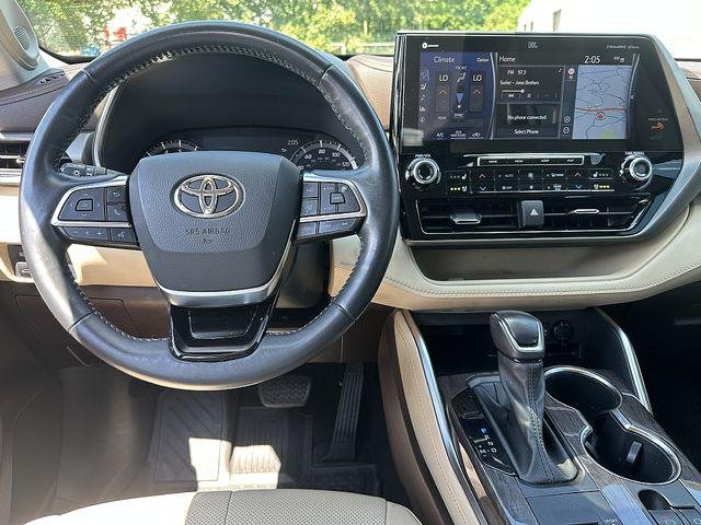 Certified Used 2021 MIDNIGHT BLACK METAL Toyota  image 15