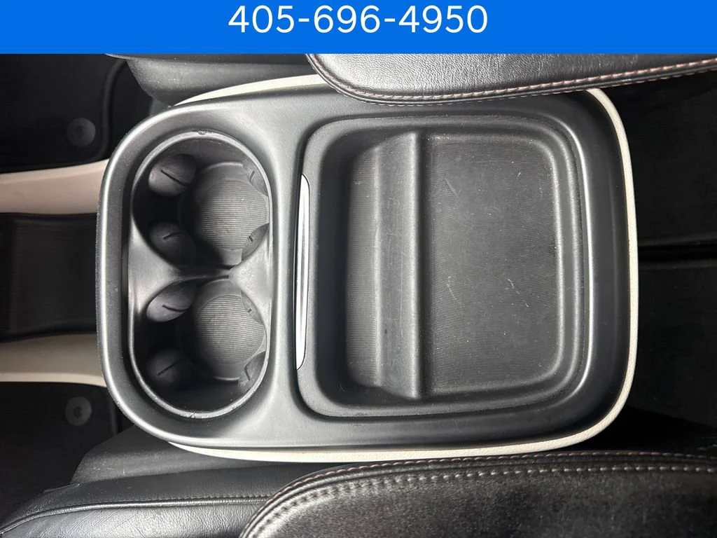 Pre-Owned 2018 Chrysler Pacifica Touring L