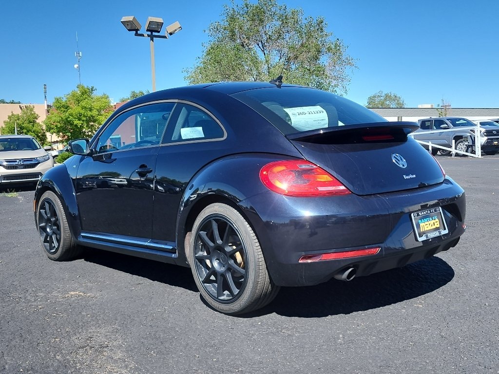 Used 2014  Volkswagen R-Line image 8