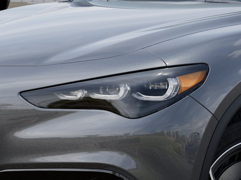 New 2026 Vesuvio Gray Metallic Exterior Paint Alfa Romeo Base image 6