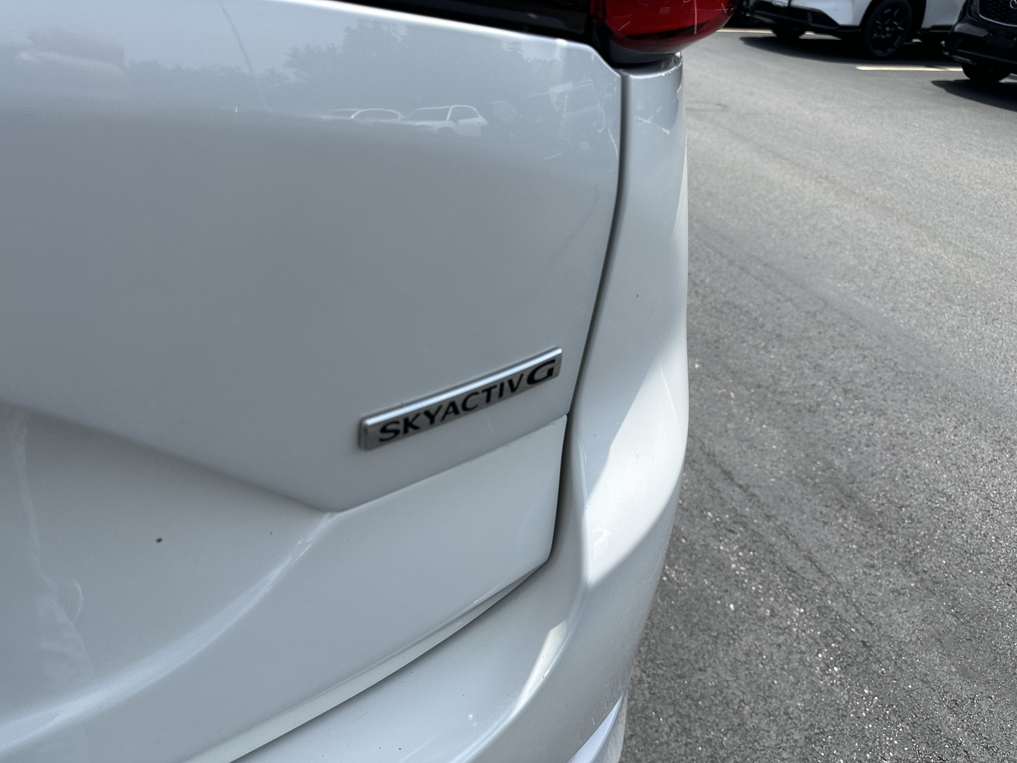 Used 2024 Rhodium White Metallic Mazda 2.5 S Select Package image 7