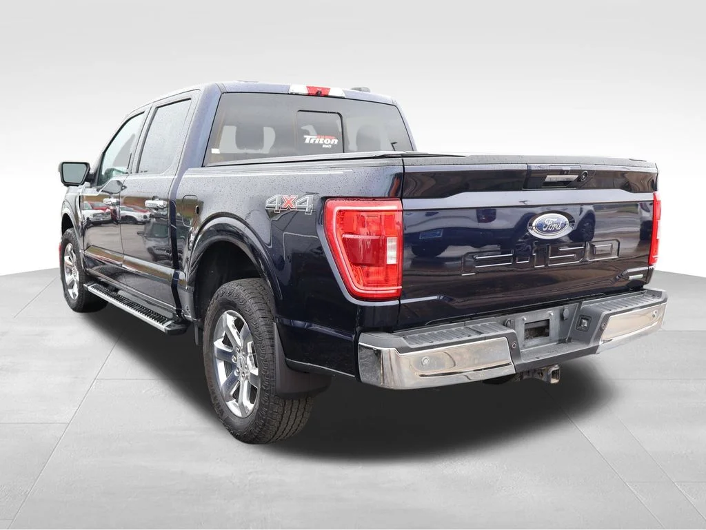 Used 2022 Blue Metallic Ford XLT image 23