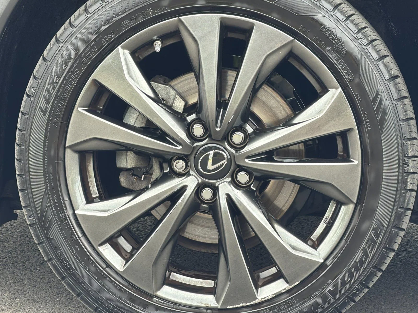 Used 2019 White Lexus 200 F SPORT image 31