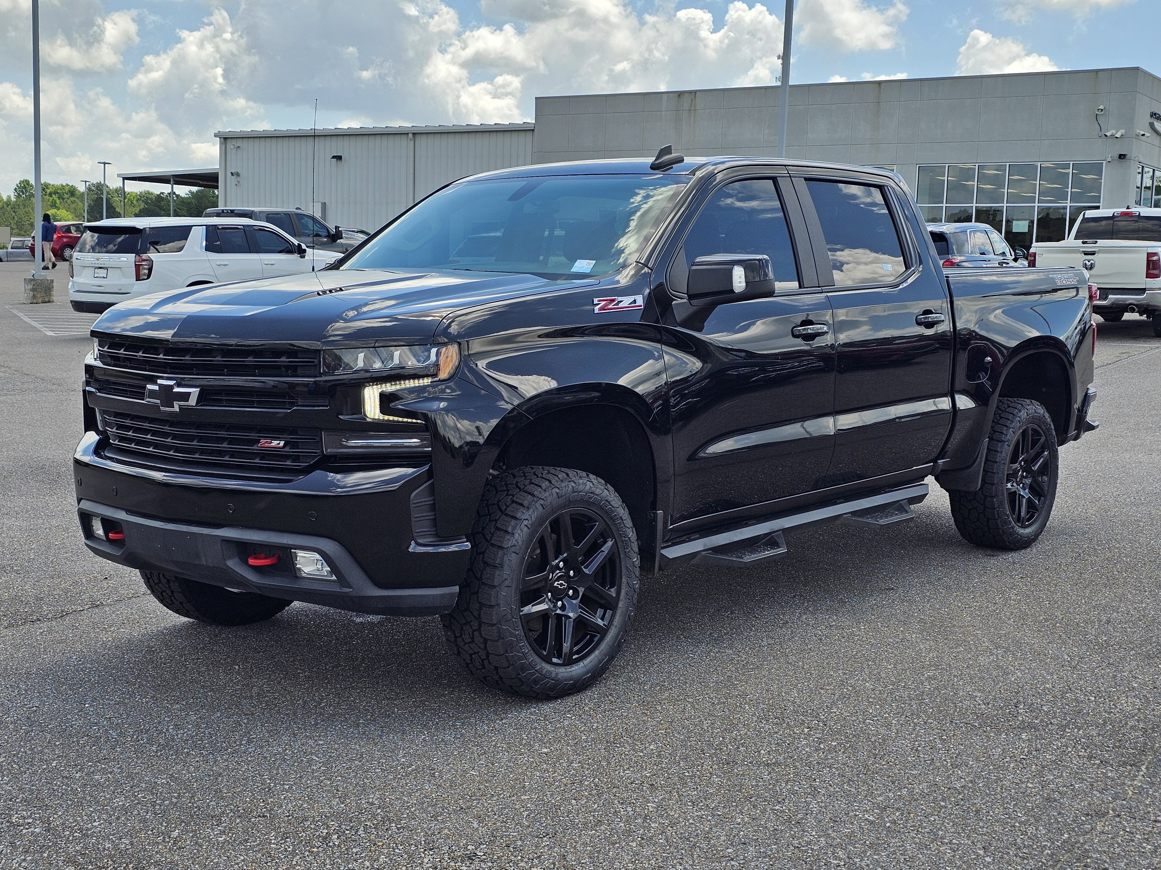 2021 Chevrolet Silverado 1500 LT Trail Boss 4X4 Crew Cab Short Box's photo