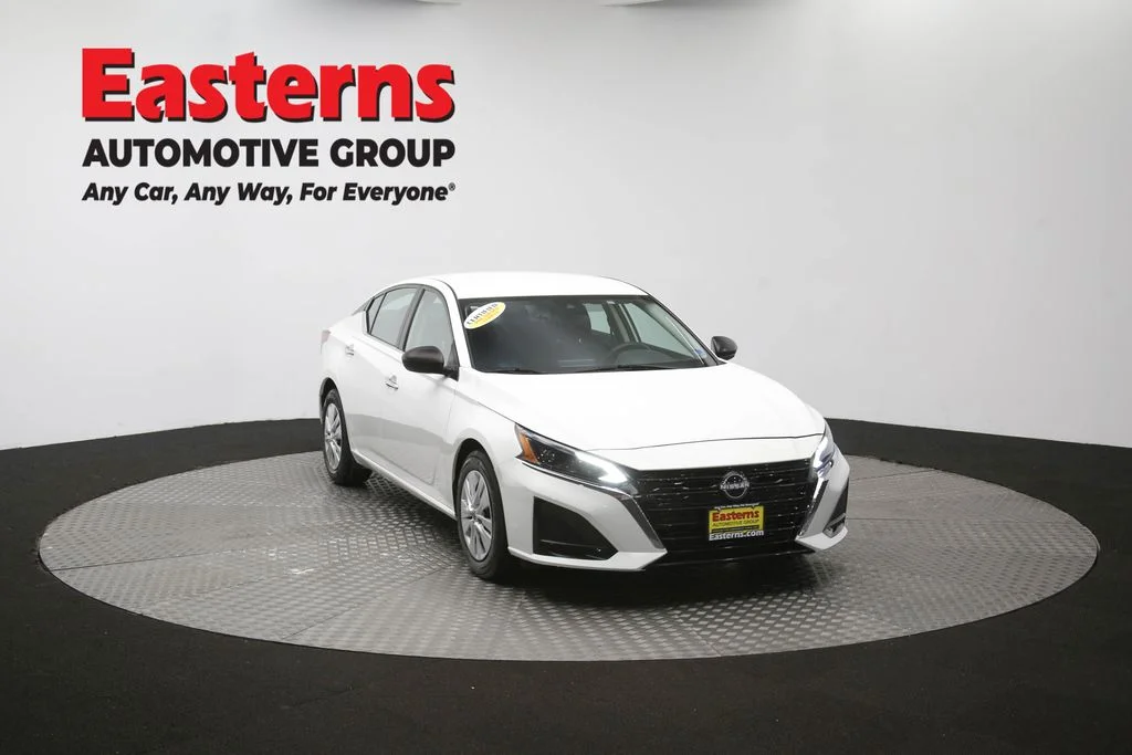Used 2024 White Nissan 2.5 S image 49
