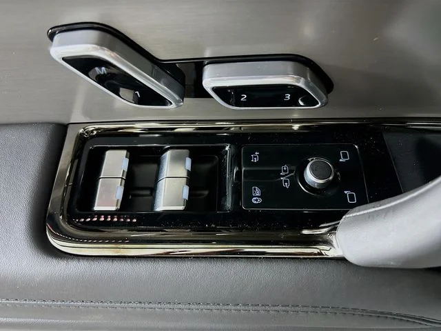 New 2026 White Land Rover SE image 19