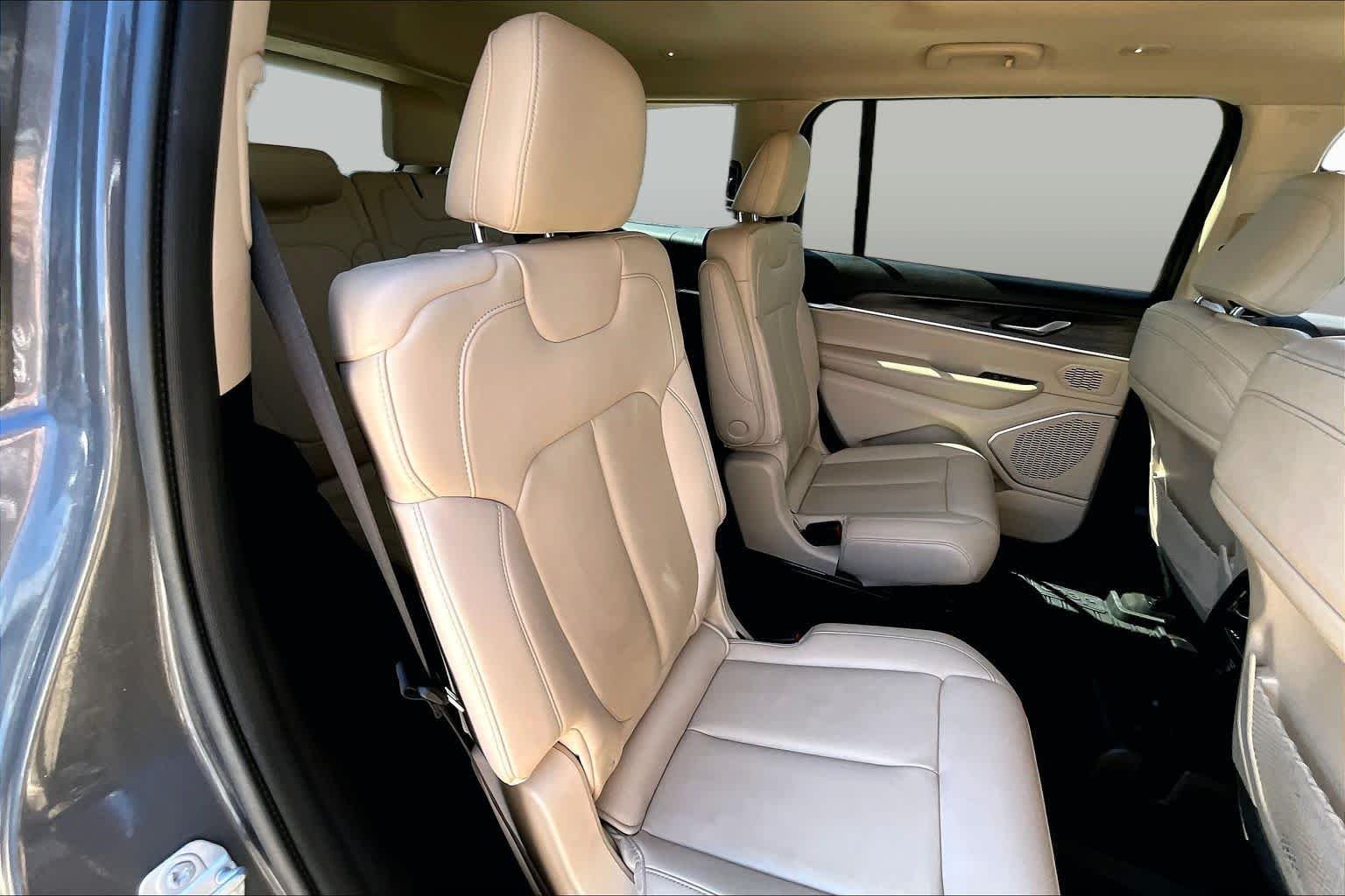Used 2021 Baltic Gray Metallic Clearcoat Jeep Limited image 13