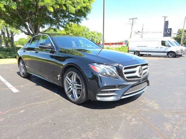 Used 2019 Black Mercedes-Benz E 300 image 1