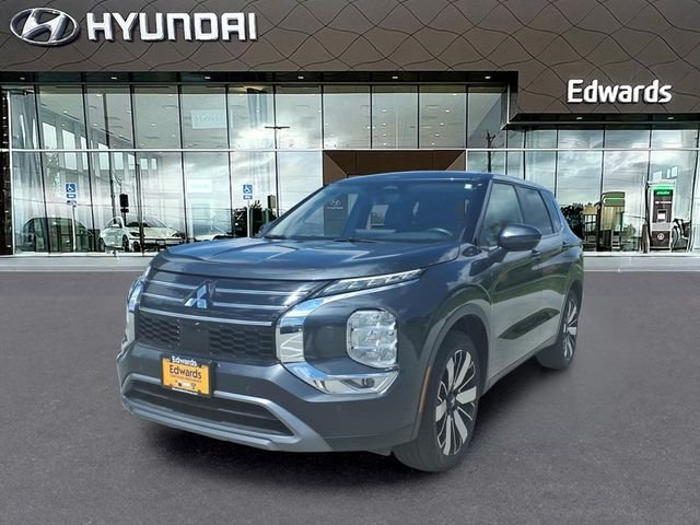 2025 Mitsubishi Outlander SE S-AWC's photo