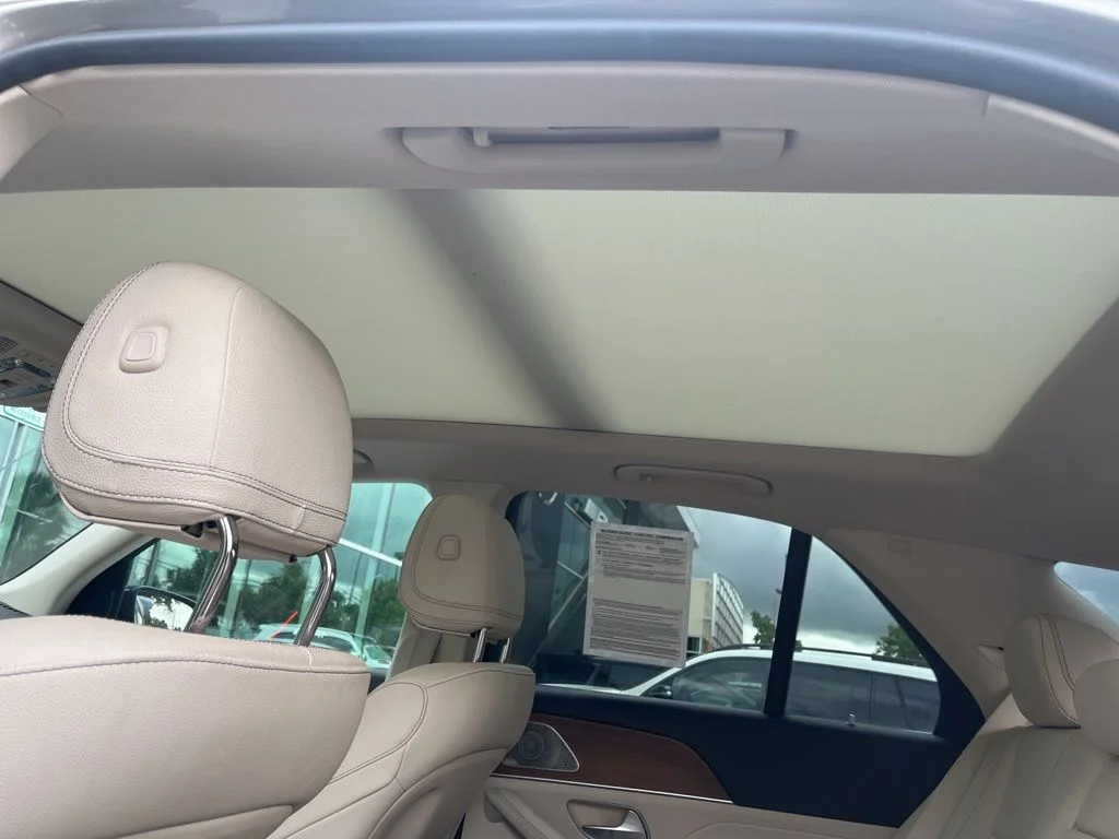 Used 2023 Beige Mercedes-Benz GLE 350 image 12