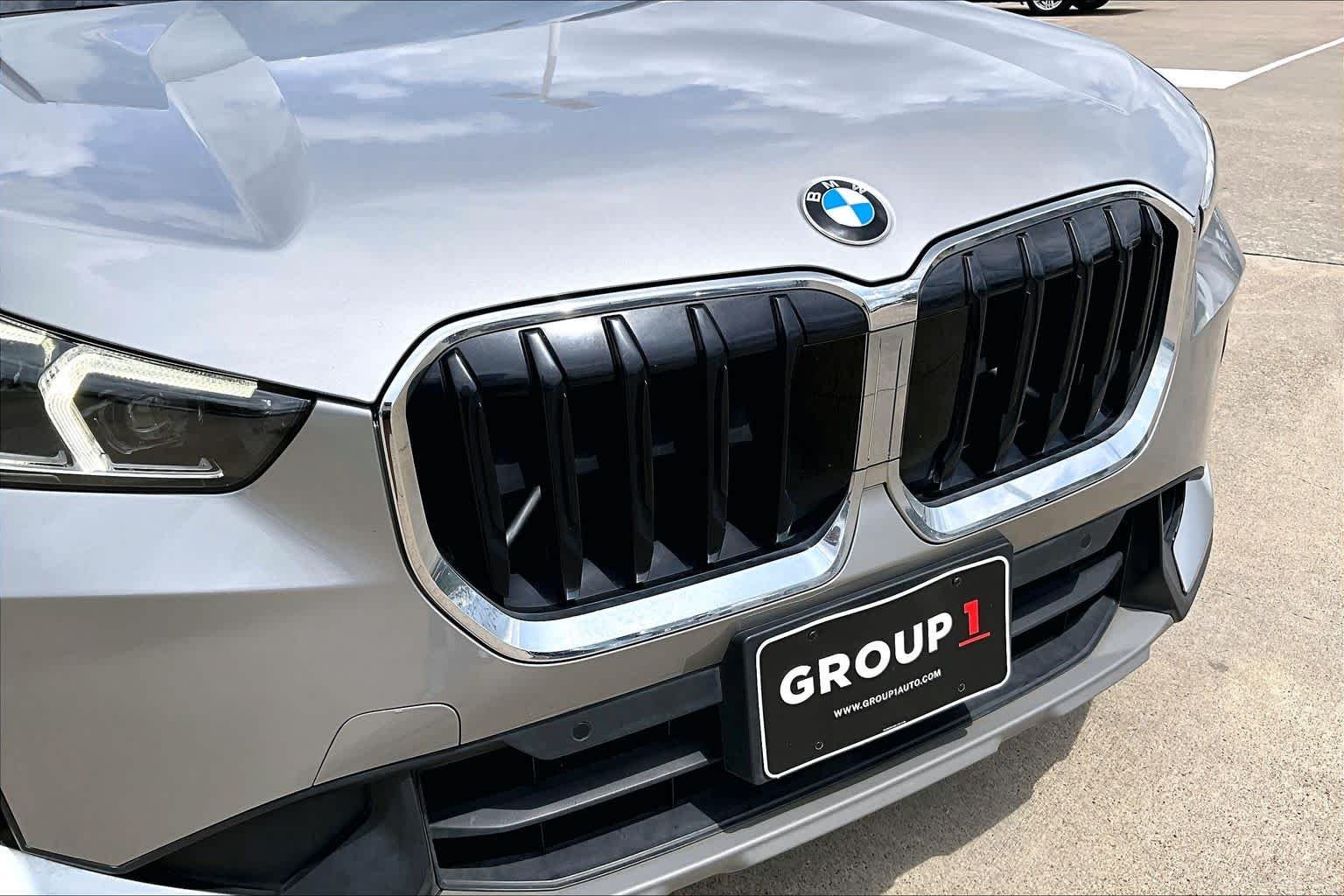 Used 2023 Space Silver Metallic BMW xDrive28i image 28