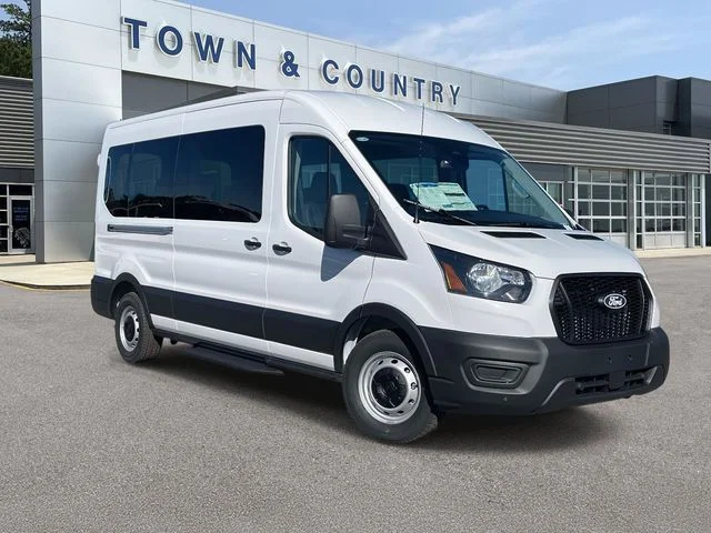 New 2026 Oxford White Ford XL image 1