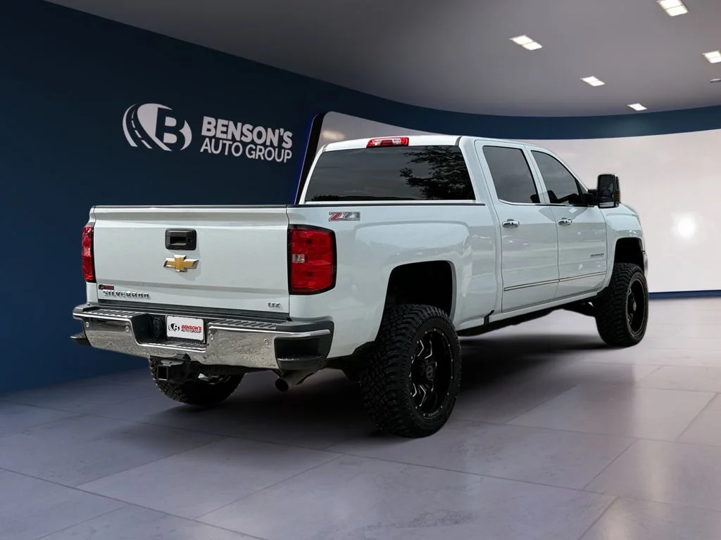 Used 2017 White Chevrolet LTZ image 5