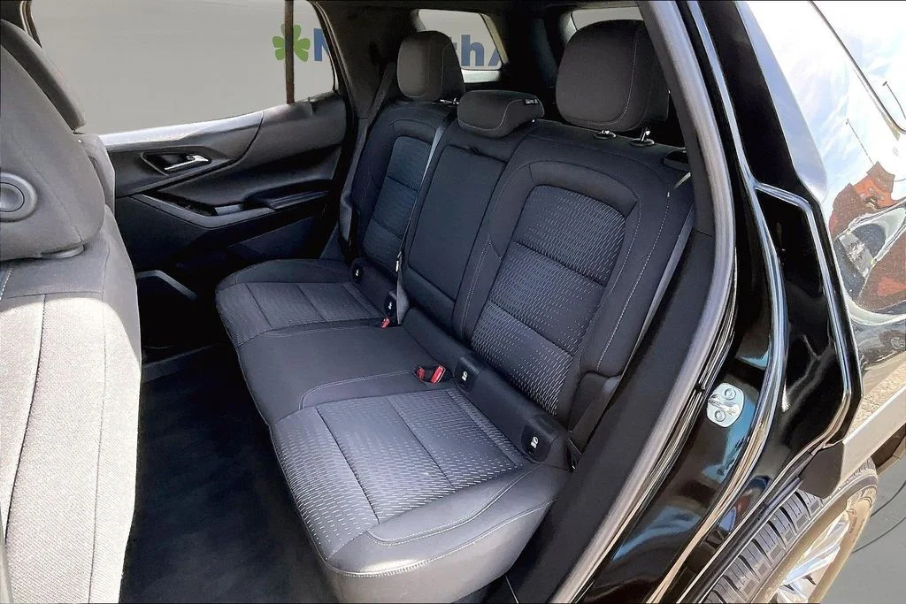 2025 Chevrolet Equinox LT - Photo 25
