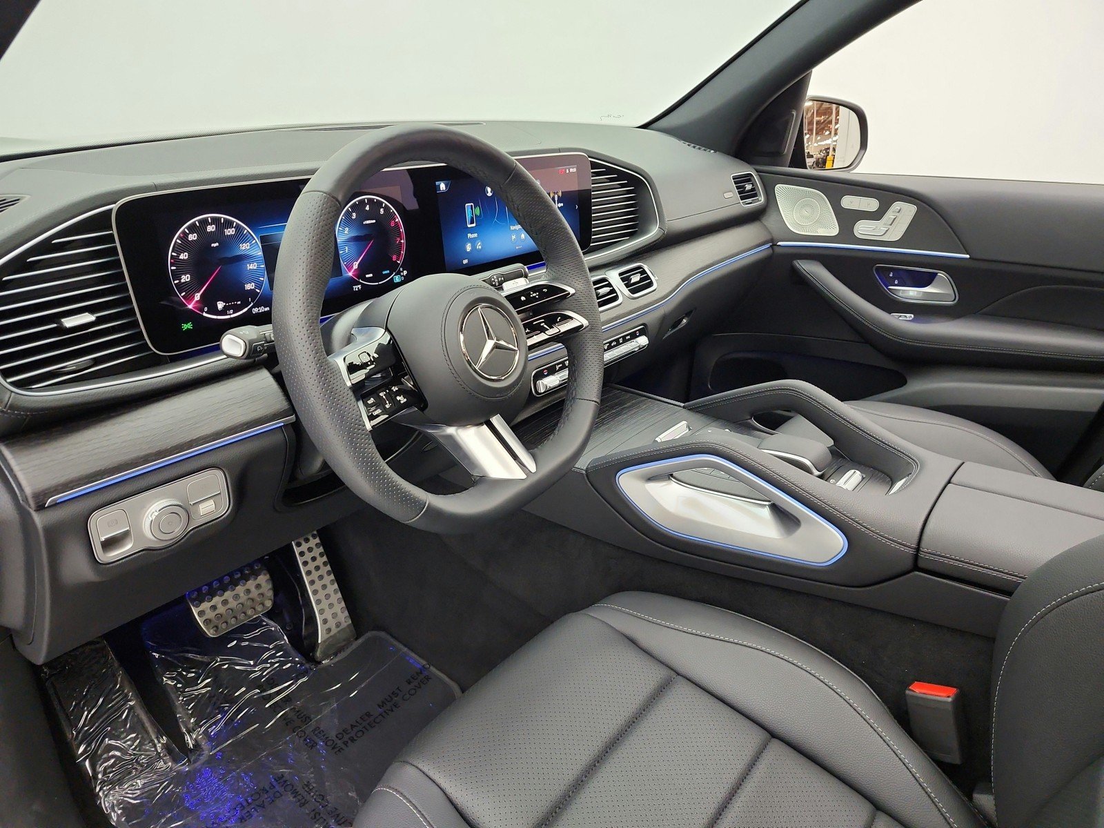 Used 2026 Obsidian Black Metallic Mercedes-Benz GLS 450 4MATIC® SUV image 12
