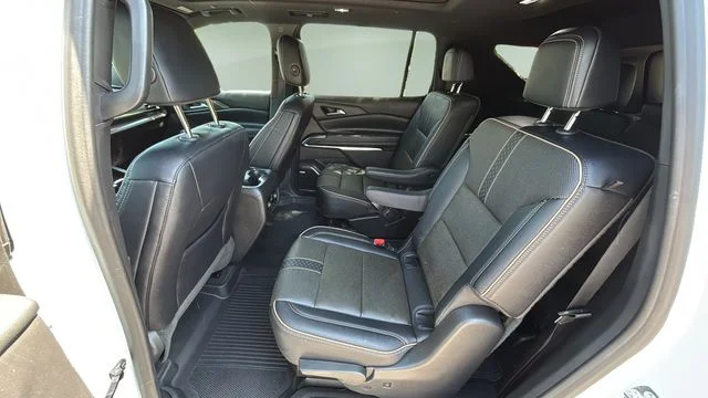 Used 2026 White Chevrolet High Country image 20