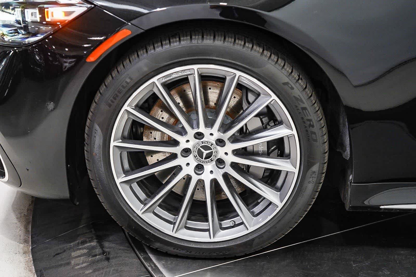 New 2026 Obsidian Black Metallic Mercedes-Benz S 580 image 11
