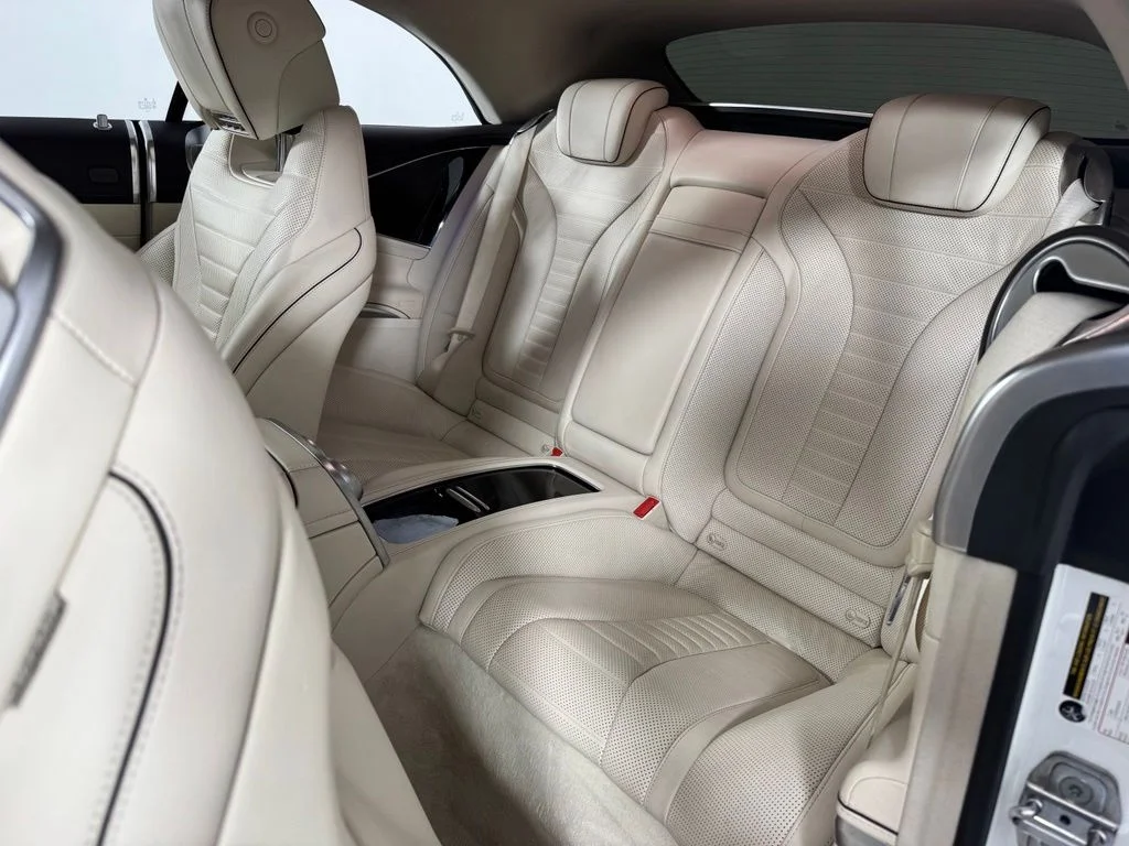 Used 2019 designo Diamond White Metallic Mercedes-Benz S 560 image 32