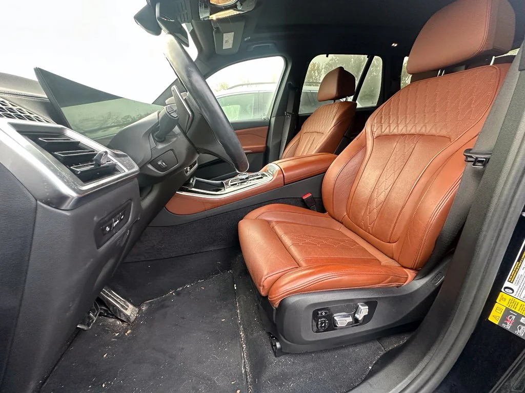 Used 2024 Carbon Black Metallic BMW xDrive50e image 6