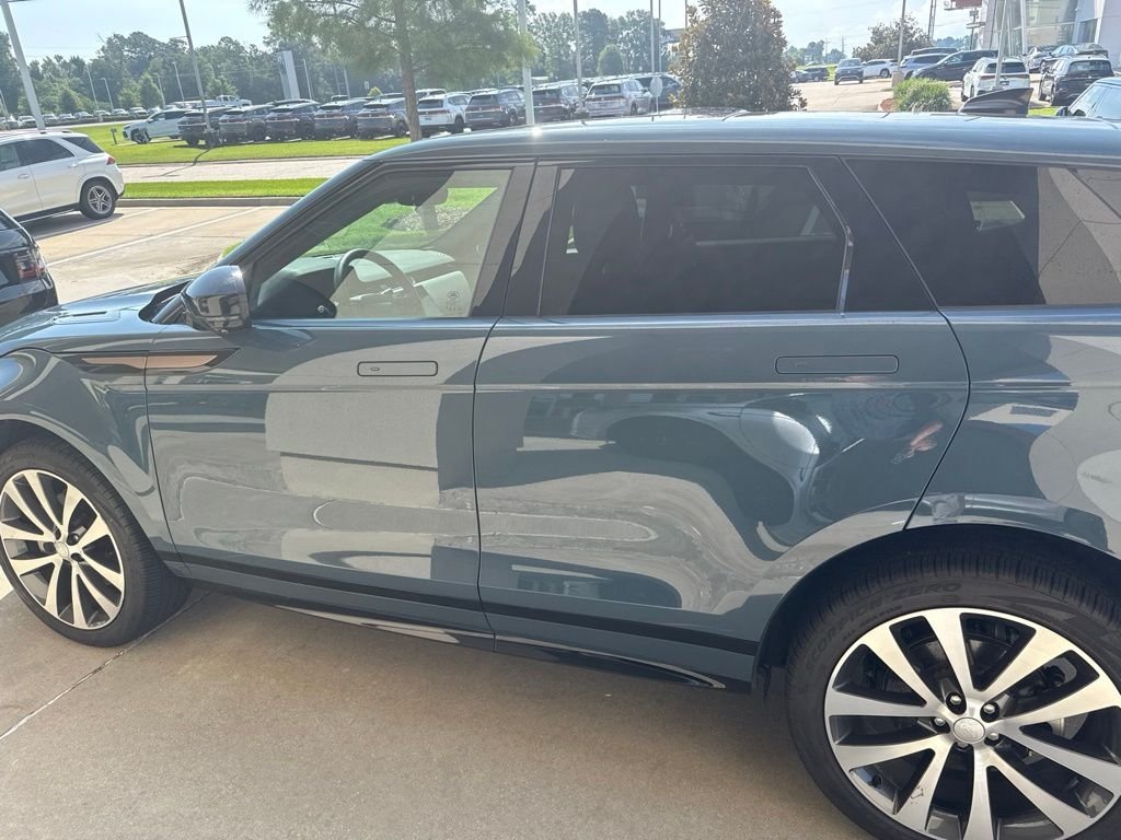 Certified Used 2025 Blue Land Rover Dynamic image 6